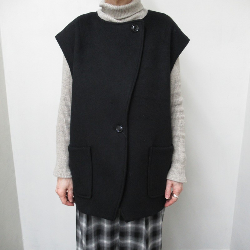 Audrey and john wad ウールビーバーワイドベスト /BK190